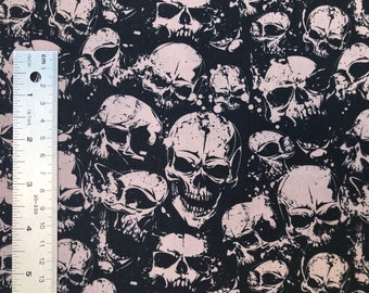 Fat Quarter (55cm+75cm) Halloween Skull  Gotik Fabric 100% Cotton Mask Sewing