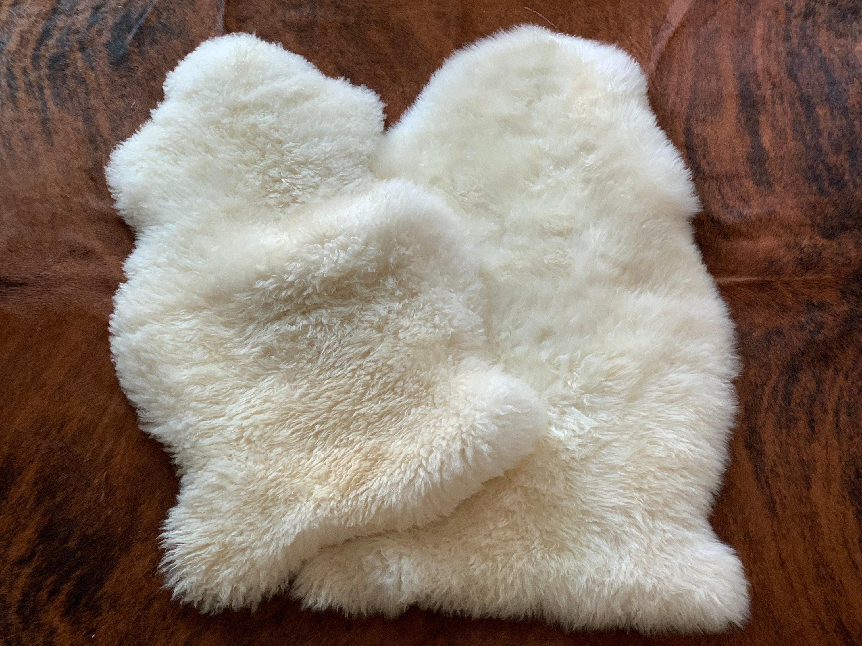 A STAR WHITE Real Sheepskin Rug 2X3 Single Pelt Sheep Skin Fur FREE SHIPPING