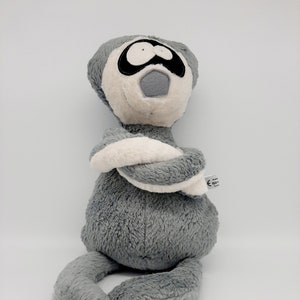 ORGANIC sloth - Lutz, hangs around cuddly toy