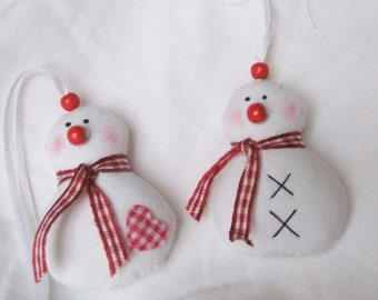 Miniature snowmen (2 pieces), pendants, tree ornaments