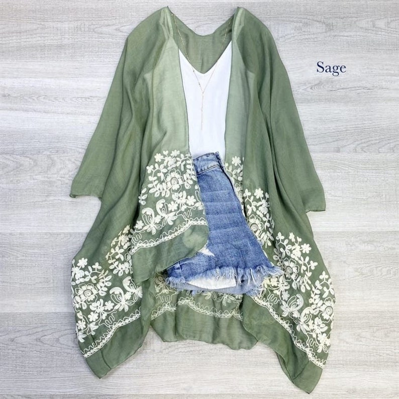Kimono, Bohemian Short Kimono, Daisy flower, Summer Dress for Women, Holiday Dress, 