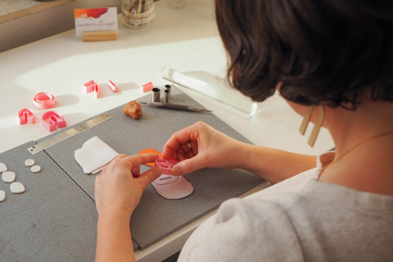 Ausstecher Tannenbaum für Polymer Ton Fimo passend zu Silk Screen, Weihnachten Tanne Winter, Cutter Werkzeug für Schmuckherstellung zdjęcie 6