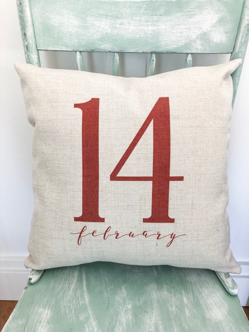 February 14 Happy Valentine's Pillow Cover image 0