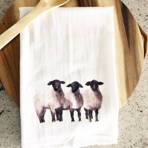 Sheep Farmhouse Decor Tea Towel - Sheep Tea Towel  - Barn Animals Flour Sack Tea Towel - Kitchen Towel - Housewarming Gift - Kitchen Decor