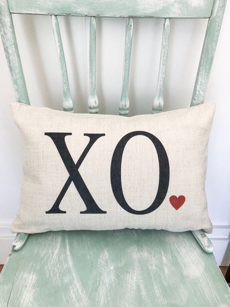 XO Heart Happy Valentine's Pillow Cover Valentine's image 0
