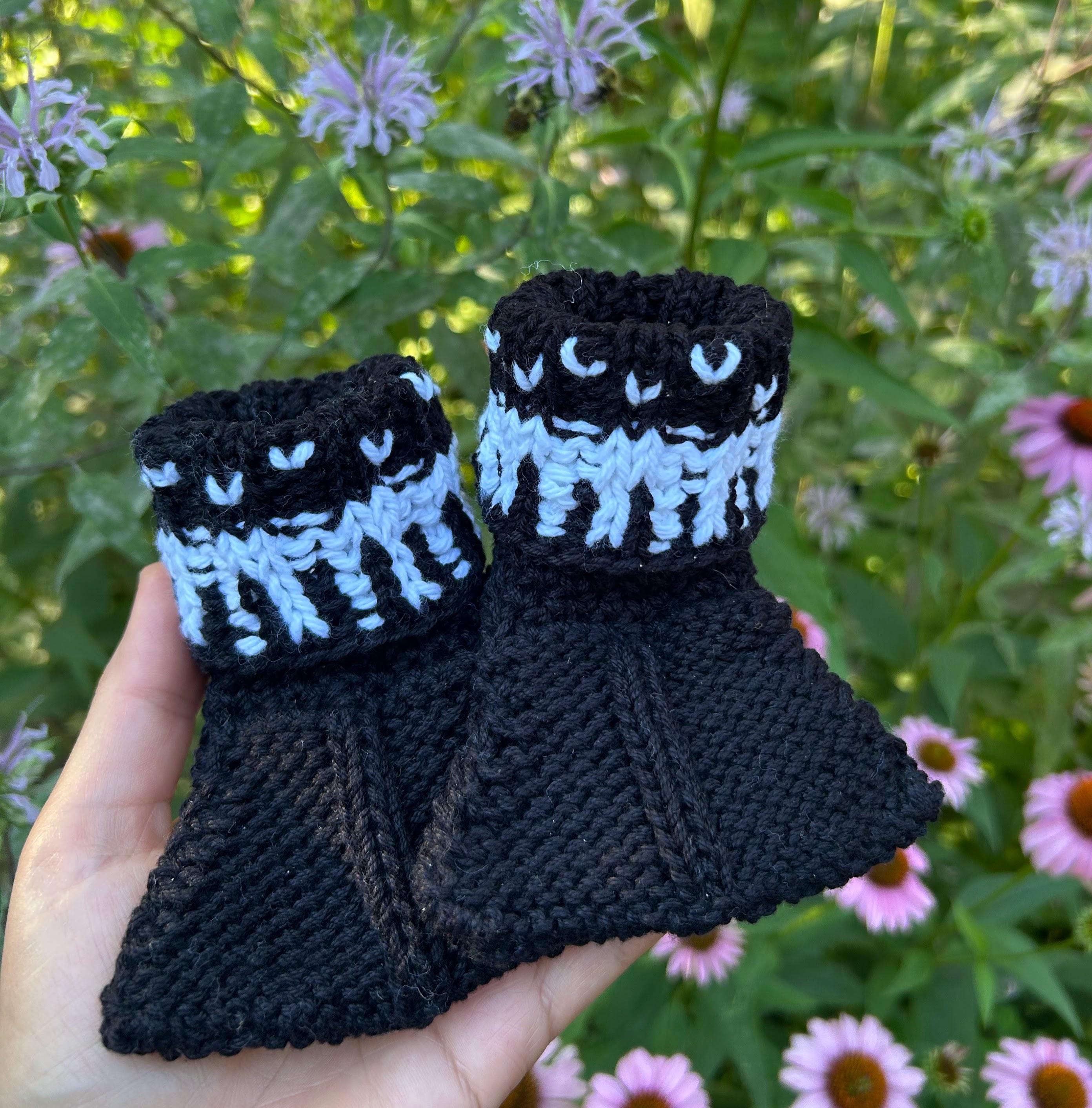 Handmade Minnesota Loon Baby Booties with webbed design Feet ~ Minnesota State Bird ~ Cotton Yarn