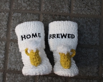 Embroidered Miniature Beer Mug Baby Booties ~ Mini Bier Krug Baby Schuhe ~ Baby is Brewing Theme Baby Booties