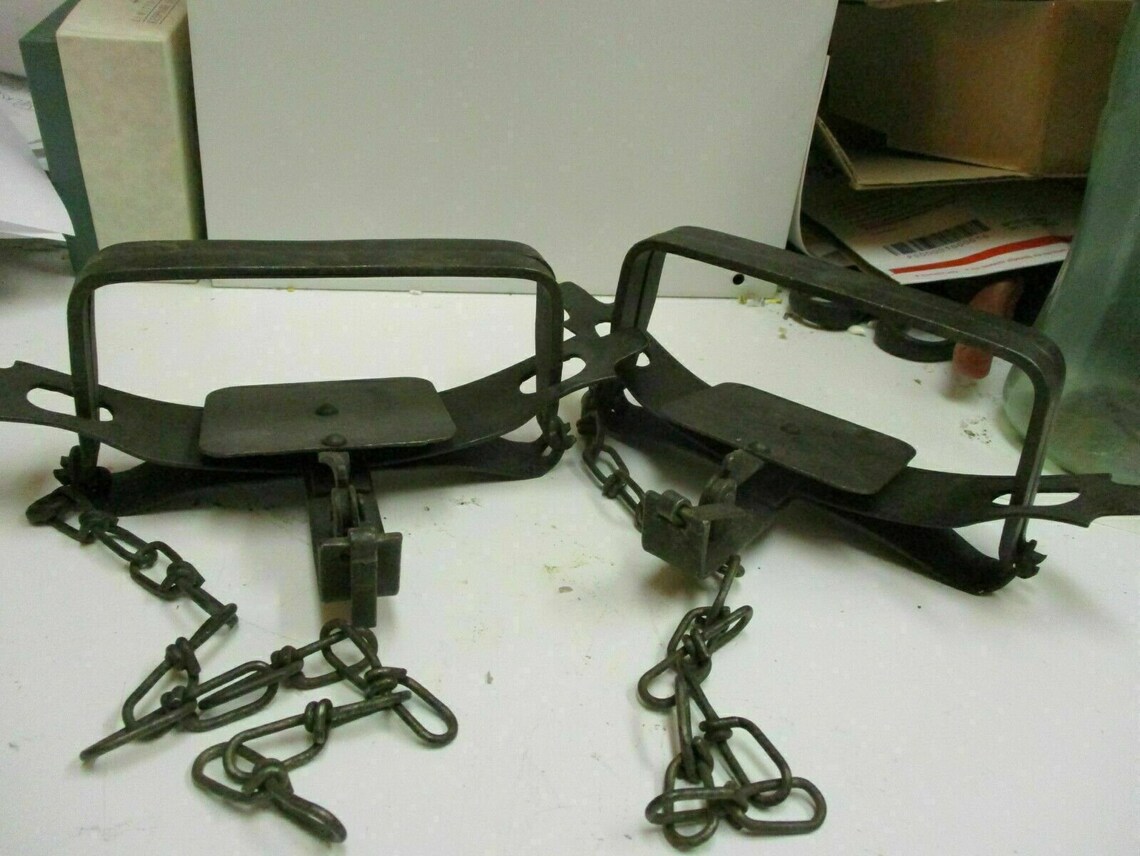 Vintage animal leg trap decoration fur trade 2 pack Etsy