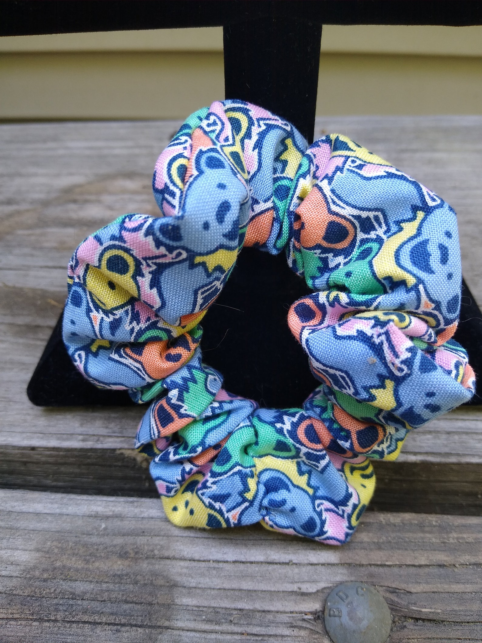 SCRUNCHIE DANCE WITH DUENDE main image 1