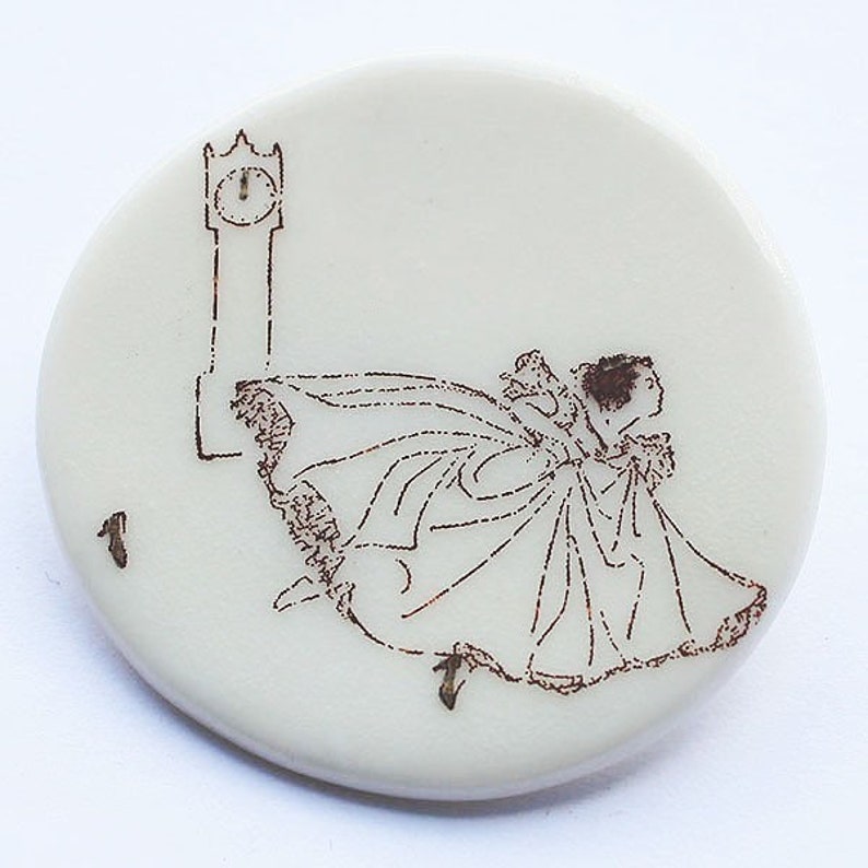 Cinderella Brooch image 1