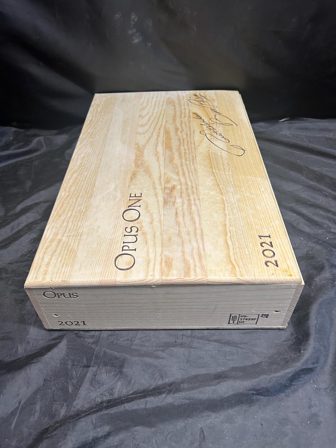 ハ*チ様 OPUS ONE 木製ギフトボックス　1本用 2025年最新】オーパスワン opus one 木箱の人気アイテム - メルカリ