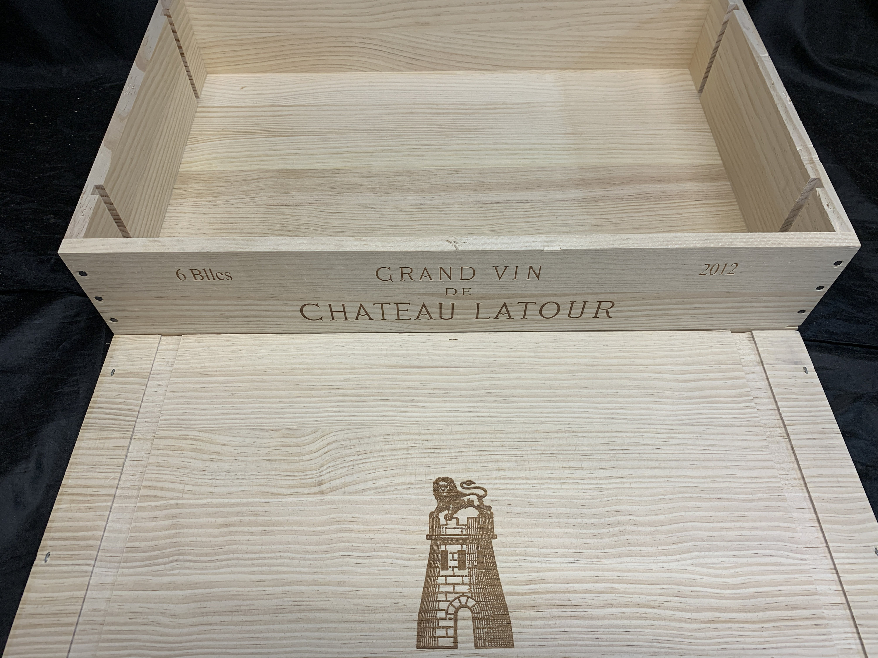 GRAND VIN 費やす DE CHATEAU LATOURワイン木箱4個セット