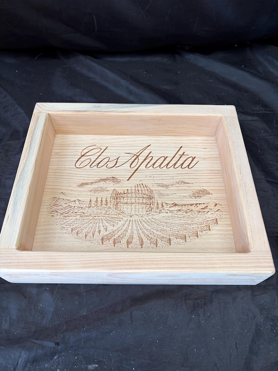 Handmade serving tray Clos Apalta