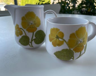 Pot et crémier Flower Time de Noritake