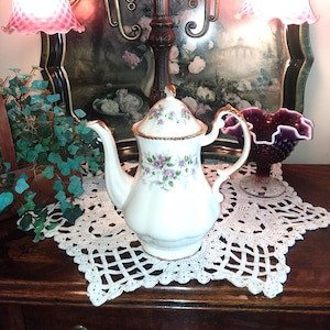 Paragon Malandi Coffee Pot, Victorian Violets, Gold Trim