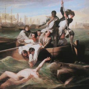 Puede incluir: Una pintura que representa a un grupo de personas en un bote rescatando a una persona del agua. La persona está siendo sacada del agua por una cuerda atada al bote. Un gran tiburón es visible en el agua debajo del bote. La pintura está ambientada en un fondo de ciudad y barcos.