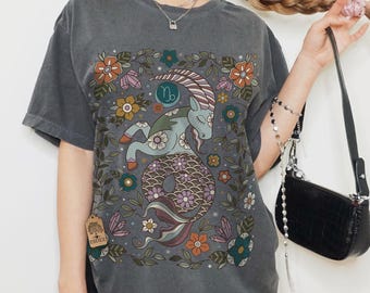 Capricorn Zodiac Sign Retro Comfort Colors T-shirt, Boho Celestial Astrology Tee, Star Sign Gift