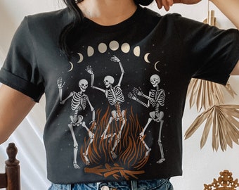 Tanzendes Skelett Shirt, Witchy TShirt, Grunge Kleidung, übergroßes T-Shirt, Mall Goth T-Shirt, mystische Mondphase TShirt, Hexe Celestial TShirt