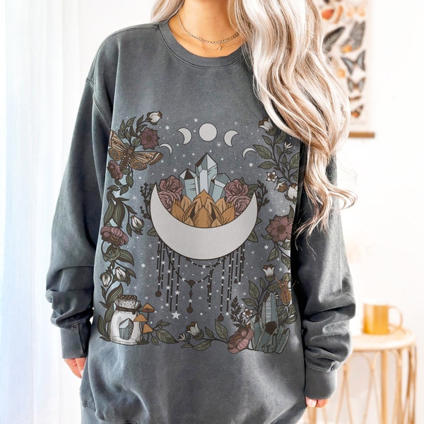 Mystic Moon Comfort Colors Sweatshirt, Boho Wildlfower Retro Crewneck Sweatshirt, Floral Moon Phase Sweater, Fairy Cottagecore Sweatshirt