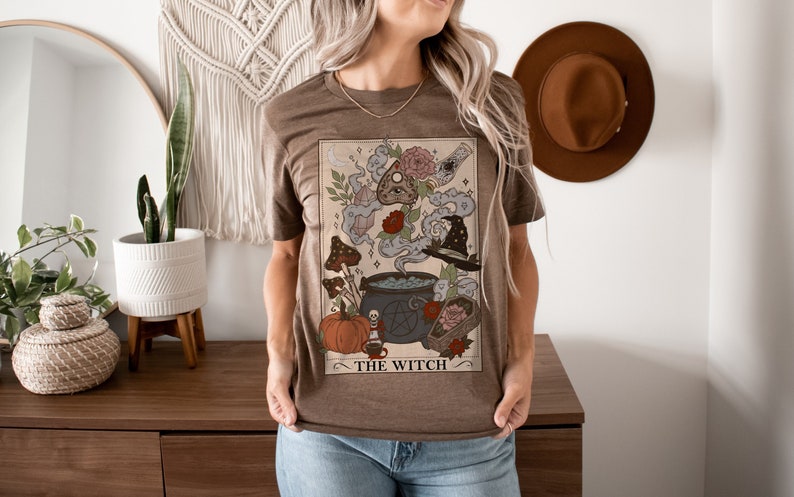 The Witch Tarot Card T-Shirt, Mystical Witchy Clothing, Occult Oversized TShirt, Tarot Card Graphic TShirt, Magical Wiccan Pagan Clothes 