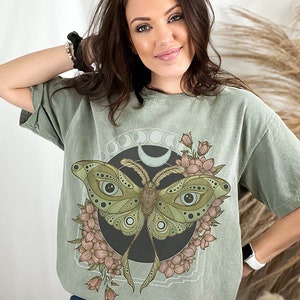 Luna Moth Comfort Colors Oversized TShirt, Wildflower Celestial Cottagecore Shirt, Mystical Moon Phase Top, Witchy Cute Boho Flower Tee