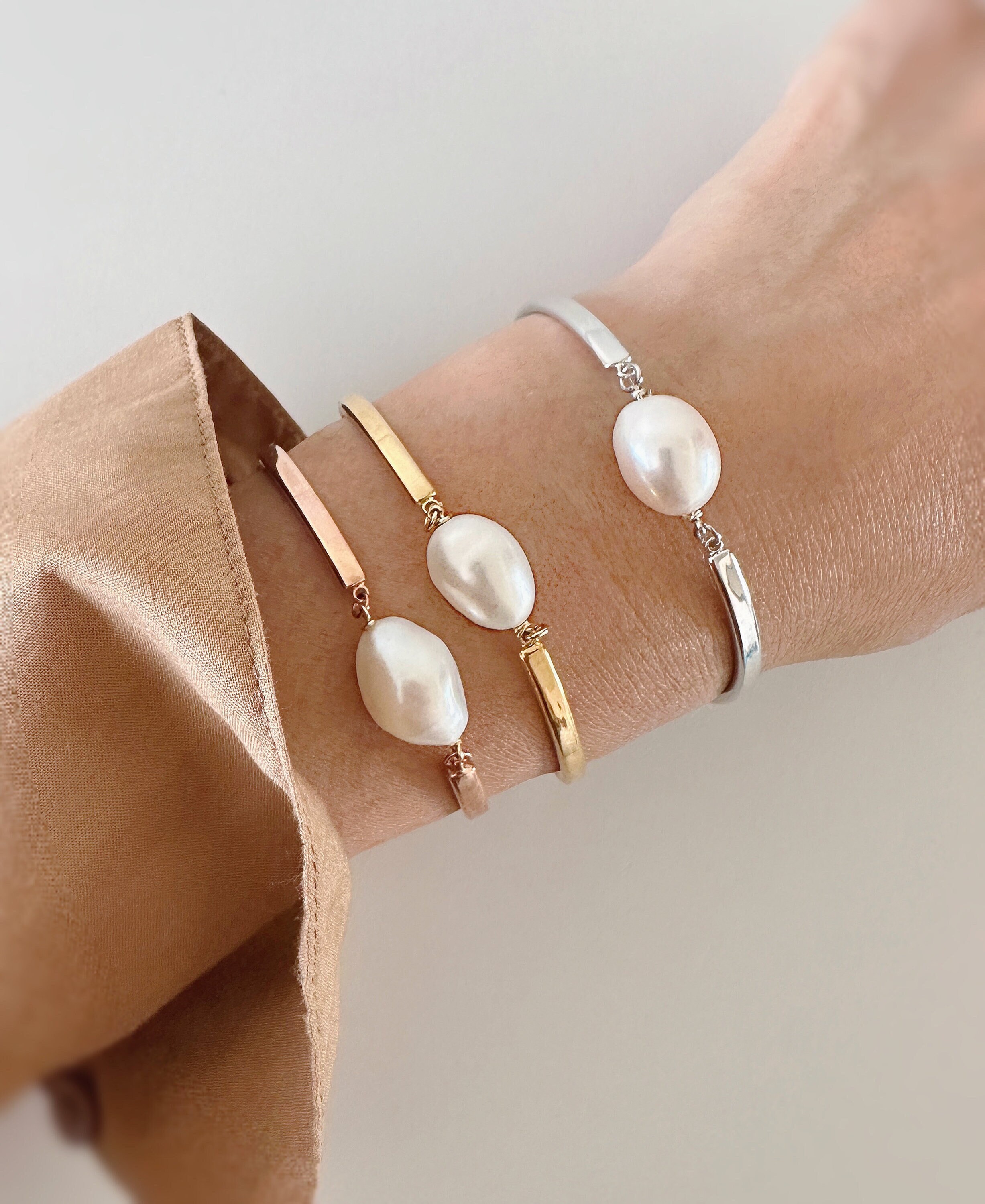 ブレスレット VINTAGE HOLLYWOOD Baroque Pearl Matte Bracelet BMR687 Baroque Pearl Bracelet - Etsy