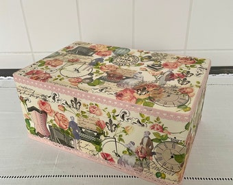 Wooden box, vintage, romance, love