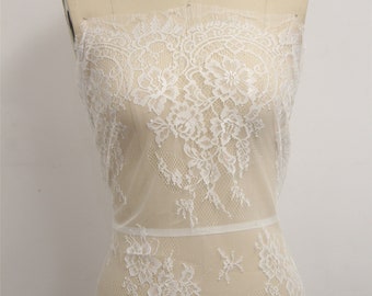 3 Meters Off-White Chantilly Lace Fabric: Floral Eyelash Scalloped Edge
