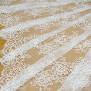 Off-White Eyelash Chantilly Lace Fabric: 3 Meter Bridal Veil Lace