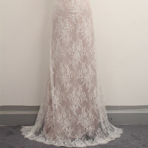 Off-White Eyelash Chantilly Lace Fabric: Floral Bridal Veil Lace, 3 Meters