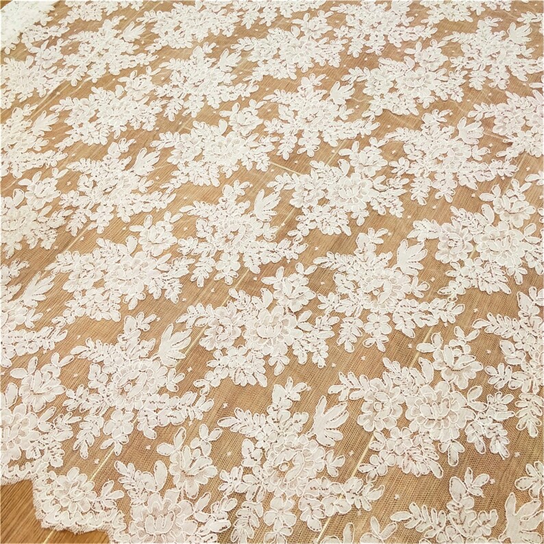 Elegant Corded Lace Fabric Beautiful Floral Wedding Dress Fabric Soft Bridal Lace Fabric By The Yard