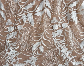 Floral Embroidery Lace Fabric: Off-White Tulle Bridal Veil