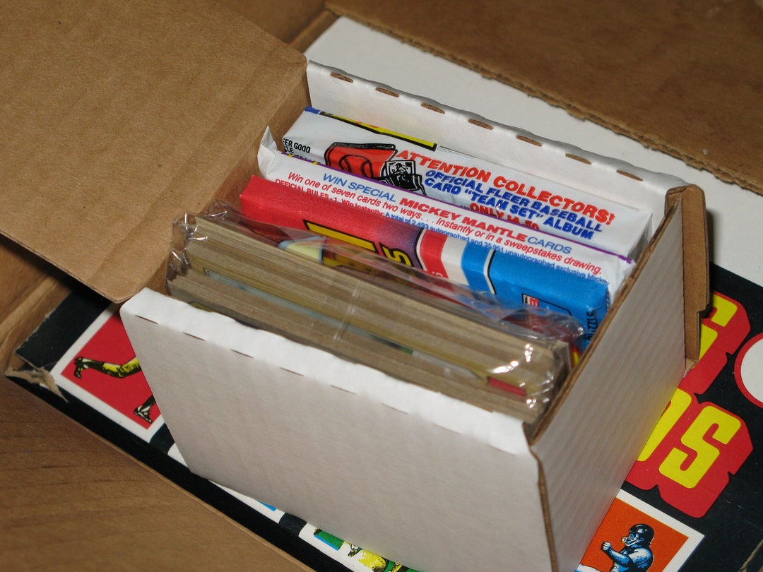 VINTAGE Baseball Cards100 Cards in Packs Lotmlbgiftpackcard