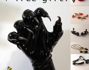 Claw gloves + free Gift