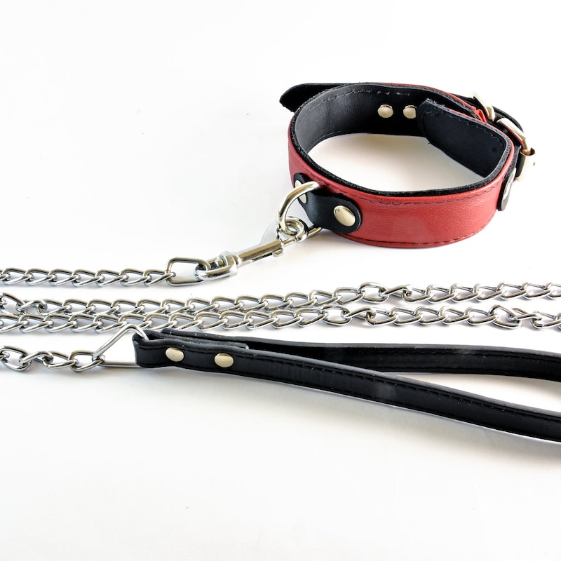Sissy Collar