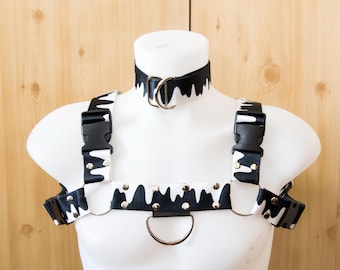 Bulldog Harness Set – Melt Black & White Webbing – Adjustable Chest and Collar Set - Alt Festival Outfit – BDSM Accessory