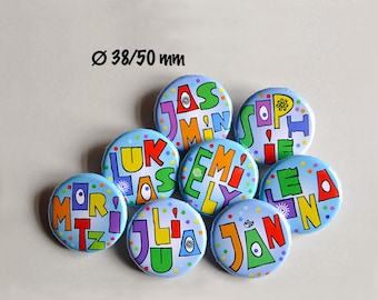 Button with your desired name, colorful personalized, children's birthday gift, colorful badge with name, personal pin