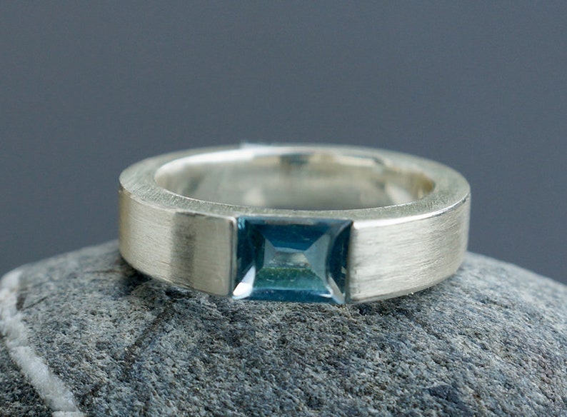 topaz ring image 5