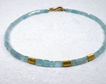 aquamarine necklace,