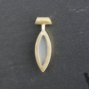 Moonstone pendant, silver 925, gold plated. image 3