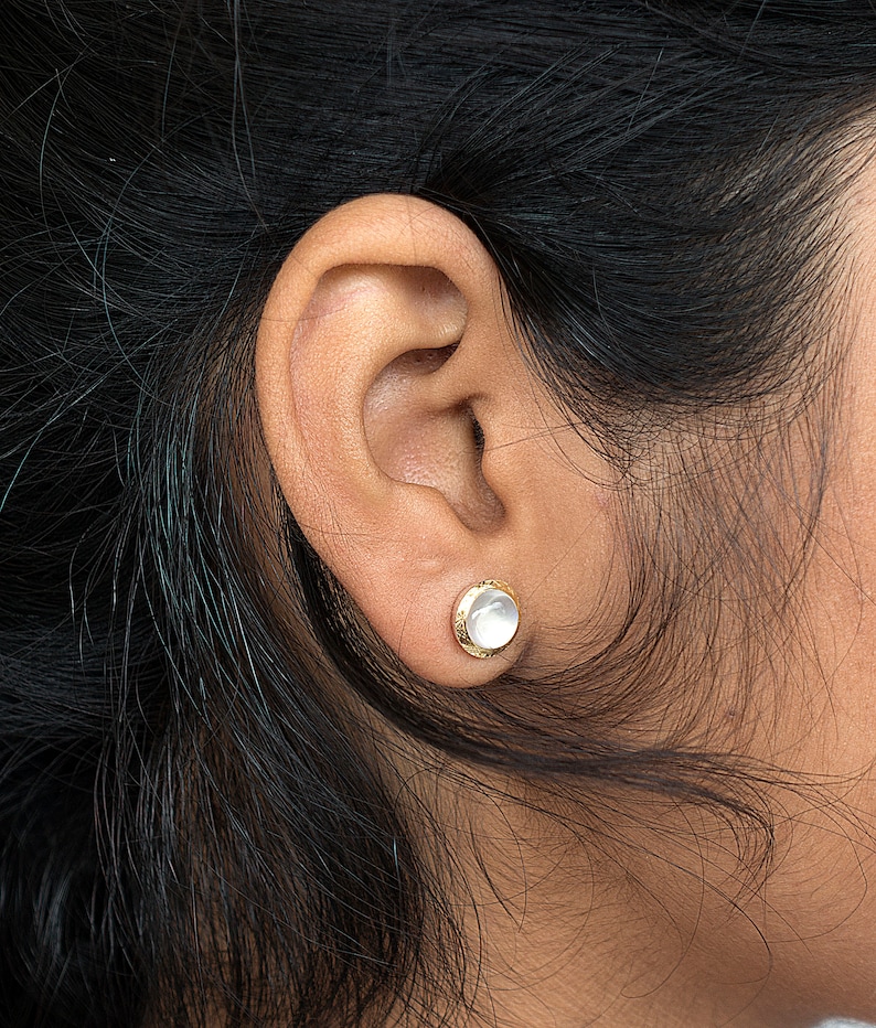 Moonstone earrings image 3