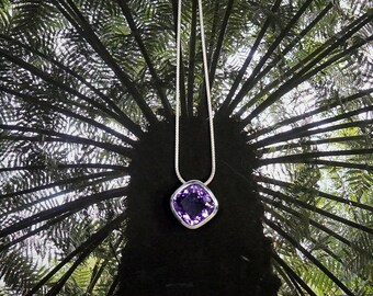 Amethyst Anhänger quadratisch in Silber