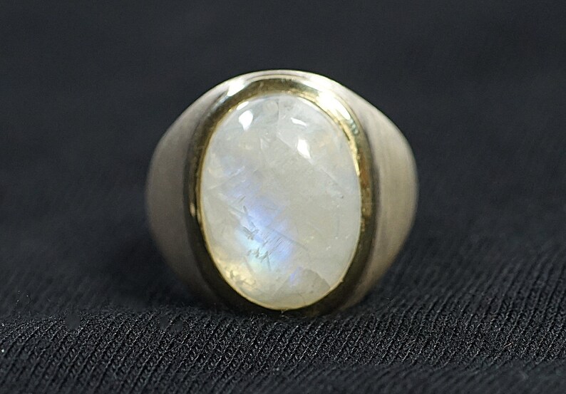 Rainbowmoonstone Ring image 4