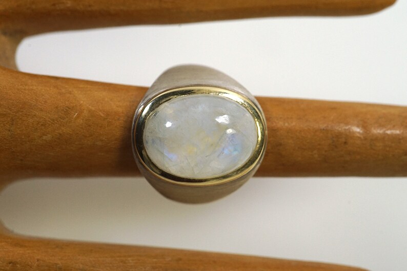 Rainbowmoonstone Ring image 3