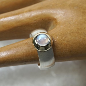 Moonstone ring blue image 8