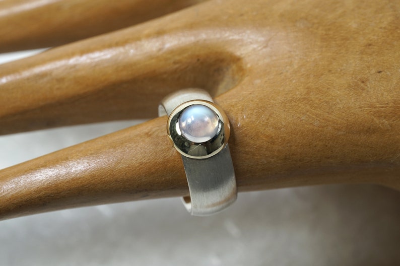 Moonstone ring blue image 8