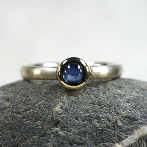 Sapphire Ring Safir round 17 1/4 DE