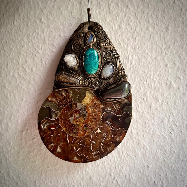 XL Ammonit Wandbehang, Chrysocolla Apophyllit Mondstein Hämatit Citrin Roh Australischer Opal Wandbehang, Einzigartiges Kristall Wohndekor