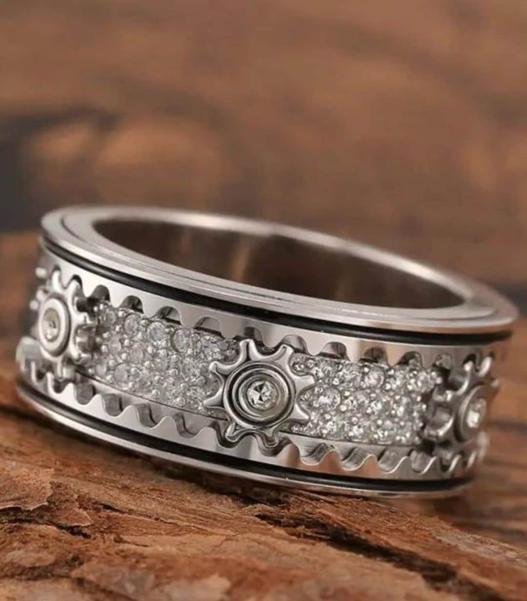 Rotatable Gear Shaped Certified Moissanite Diamond Band Ring, 925