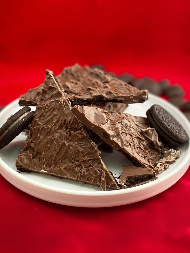 Milk Chocolate Oreo® Bark image 0